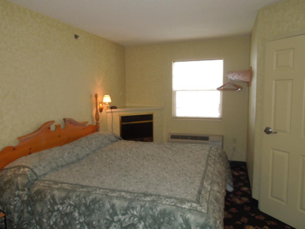 Ourguest Inn And Suites Catawba Island Port Clinton Pokoj fotografie